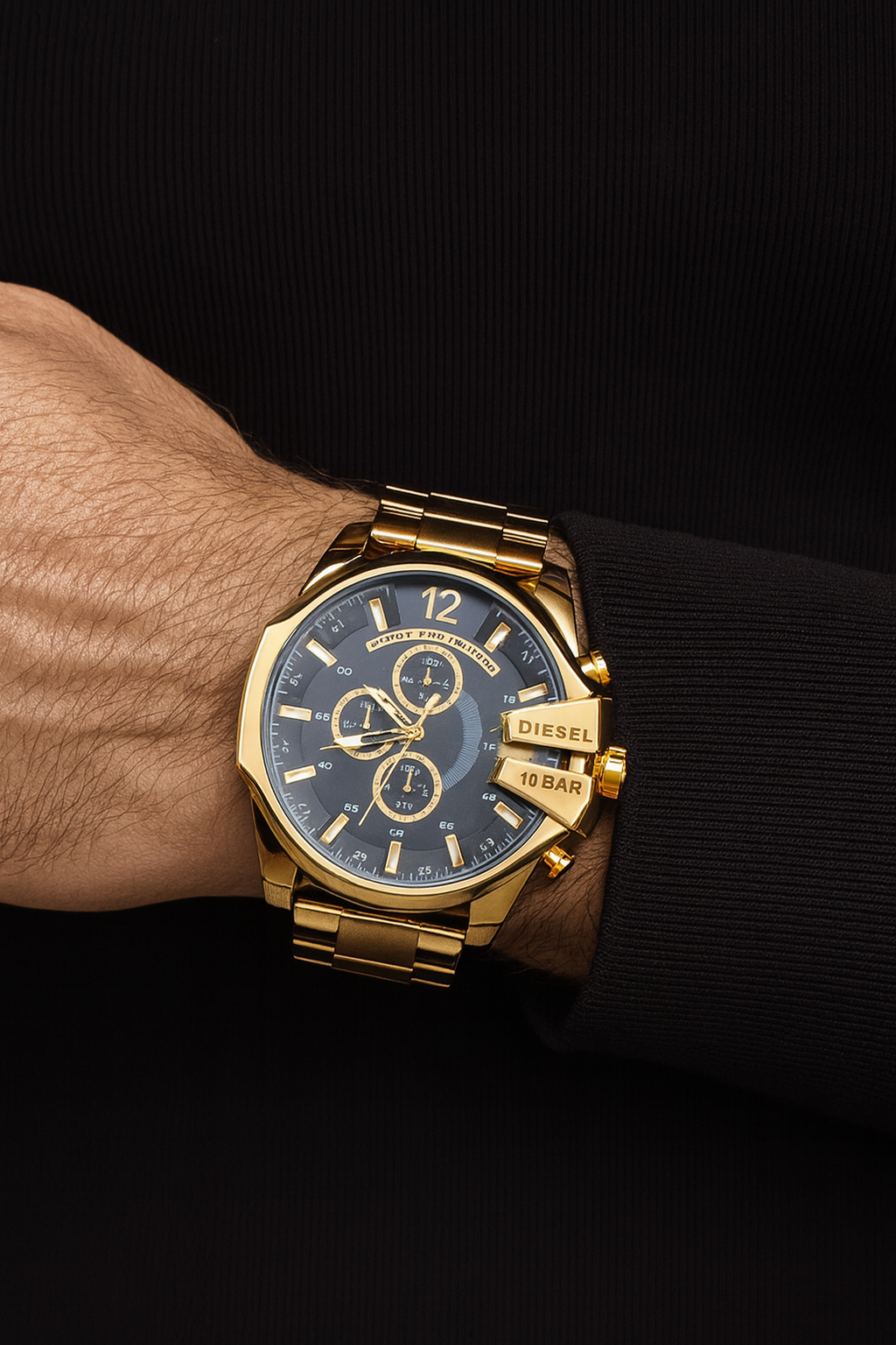 طلایی صفحه مشکی